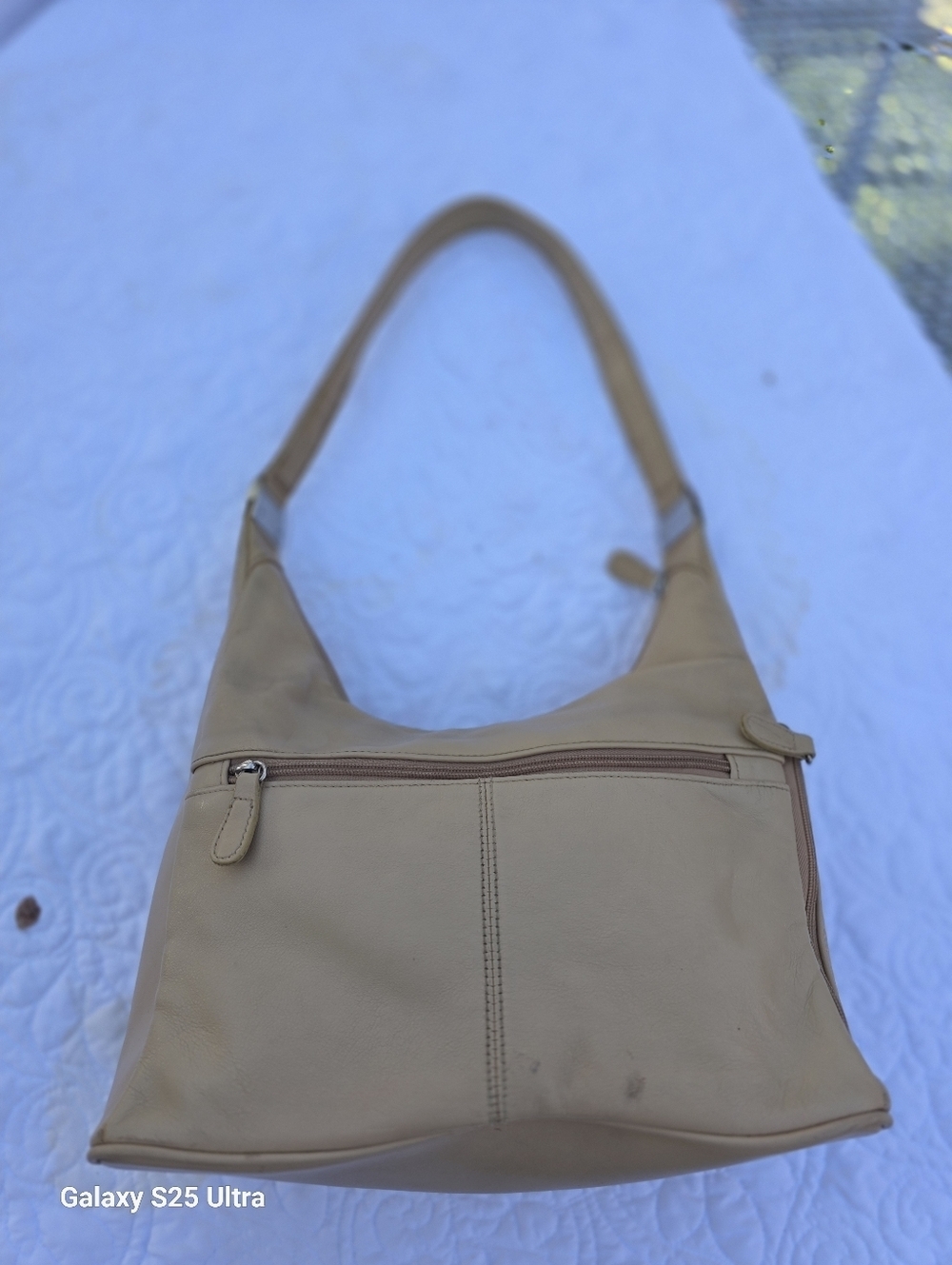 Aurielle Vintage 90s Beige Slouchy Leather Hobo Bag - Picture 12 of 17